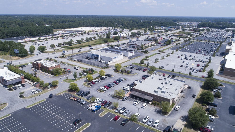 More Photos Of 529 Bypass 72 NW, Greenwood Restaurant For Sale