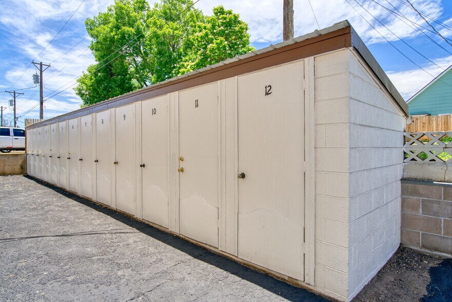 More Photos Of 1405 Coffman St, Longmont Apartments For Sale