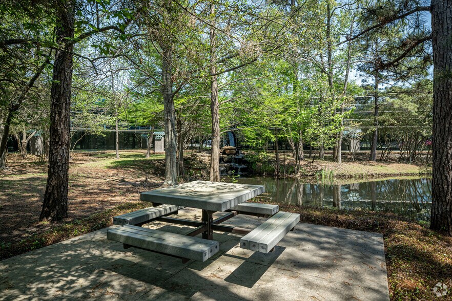 More Photos Of 8708 Technology Forest Pl, The Woodlands Coworking Space