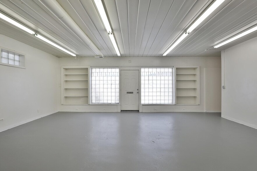 More Photos Of 253 Chittenden Ave, Columbus Loft Creative Space For Sale