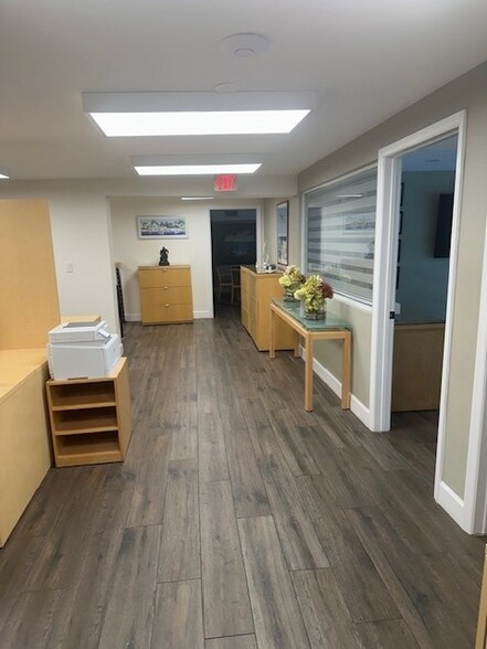 More Photos Of 16115 SW 117th Ave, Miami Showroom For Sale