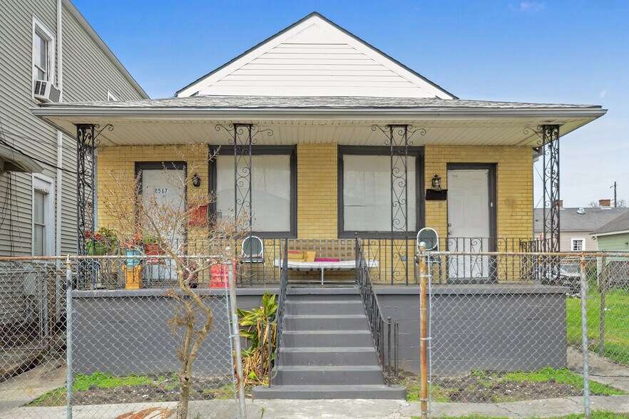 More Photos Of 2500 Freret St, New Orleans Apartments For Sale