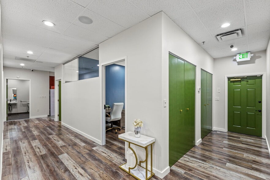 More Photos Of 14230 Park Center Dr, Laurel Office For Lease