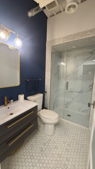 More Photos Of 2045 Astor Crt, Tecumseh Manufacturing For Lease