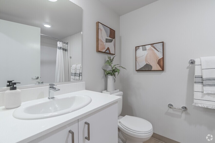 More Photos Of 200 E McCorquedale Rd, Burlington Apartments For Sale