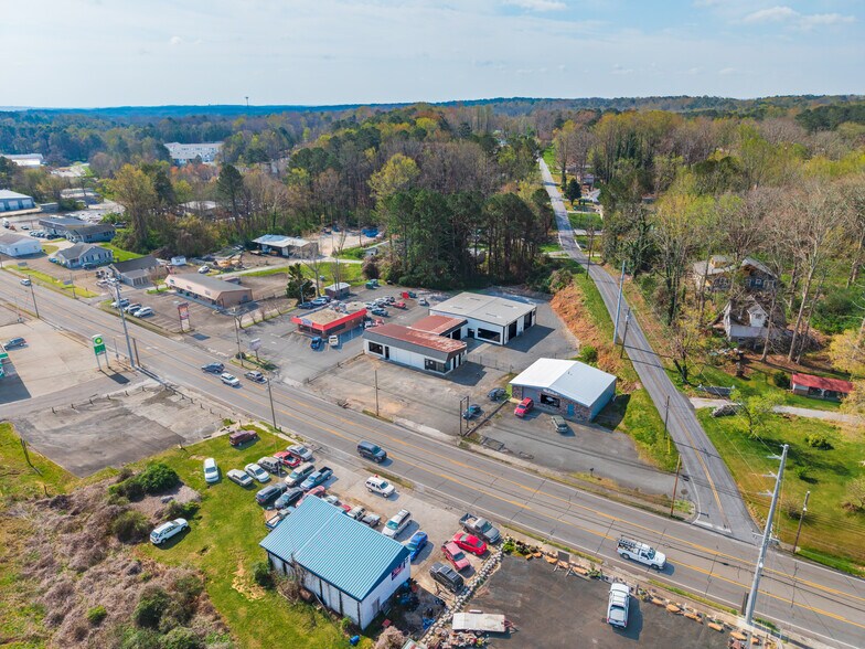 More Photos Of 540 E Church St, Jasper Auto Repair For Sale