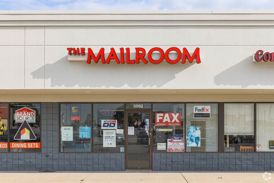 More Photos Of 5056-5080 S 108th St, Omaha Freestanding For Lease