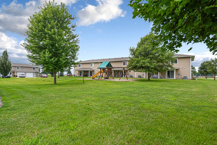 More Photos Of 665 El Dorado Ln SE, Owatonna Multifamily For Sale