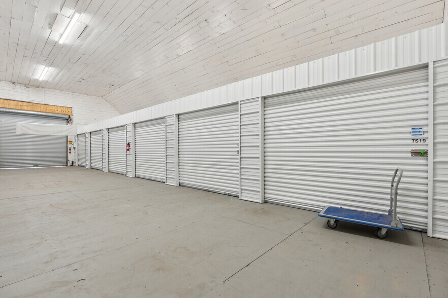 More Photos Of 60 Mill St, Corinna Self Storage For Sale