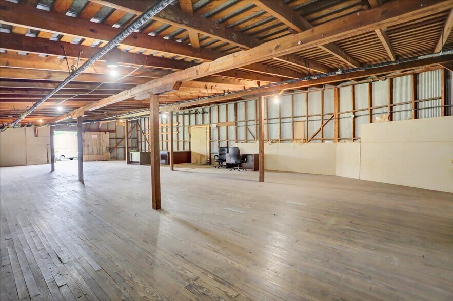 More Photos Of 40 Lurgan Ave, Shippensburg Manufacturing For Sale