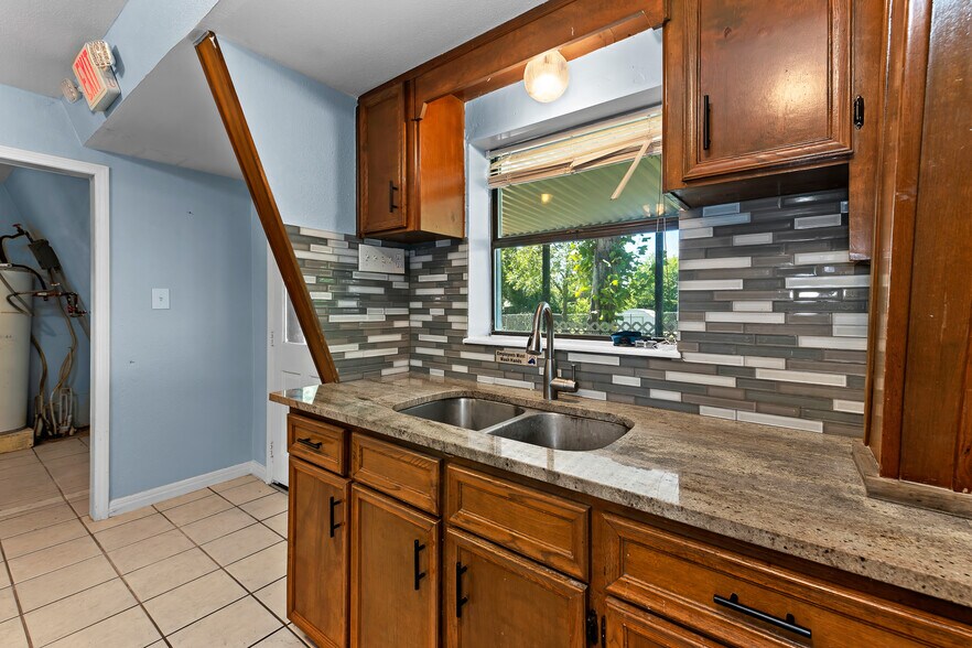 More Photos Of 20500 Keilman Ln, Pflugerville Loft Creative Space For Lease