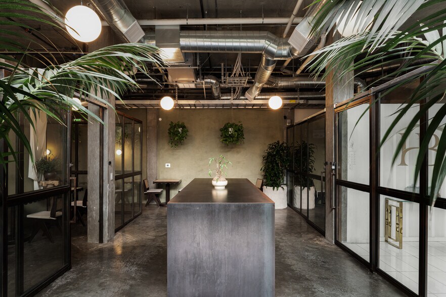 More Photos Of 454 13th St, San Diego Apartments For Sale