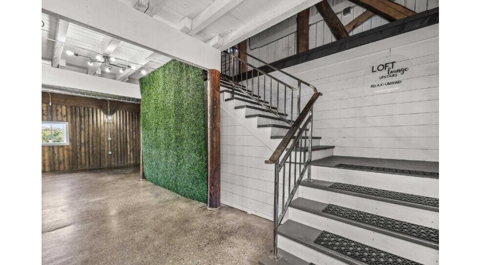 More Photos Of 4340 Pine Rd, Junction City Specialty For Sale