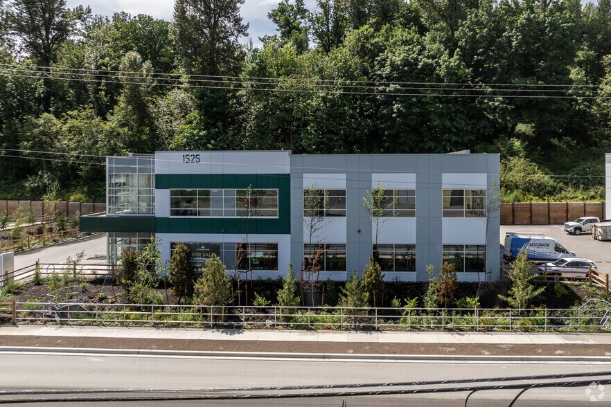 More Photos Of 1525 Riverside Rd, Abbotsford Warehouse For Sale