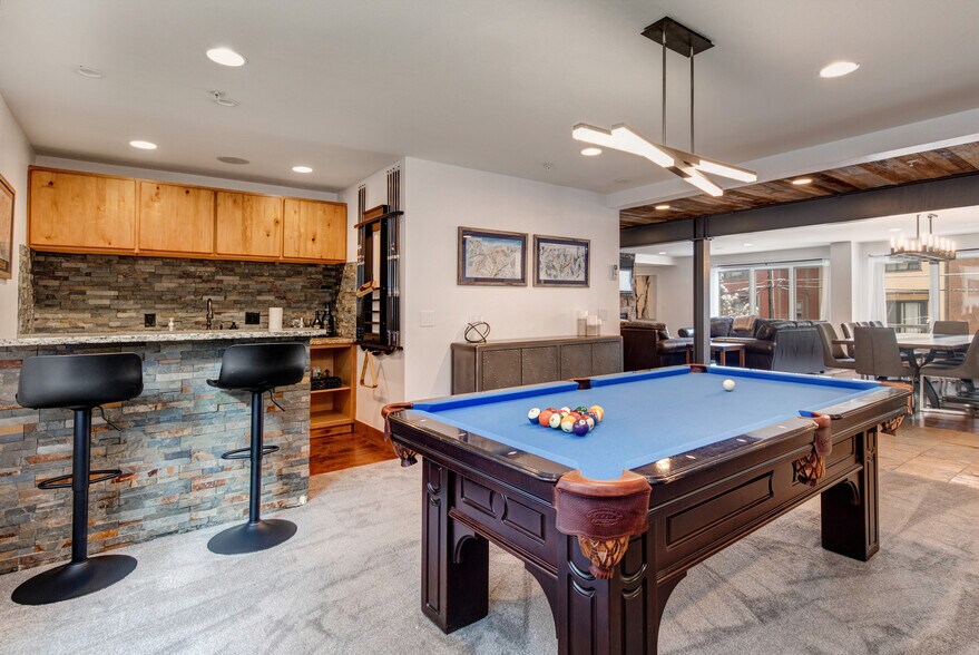 More Photos Of 1469 Woodside Ave, Park City Lodge Meeting Hall For Sale