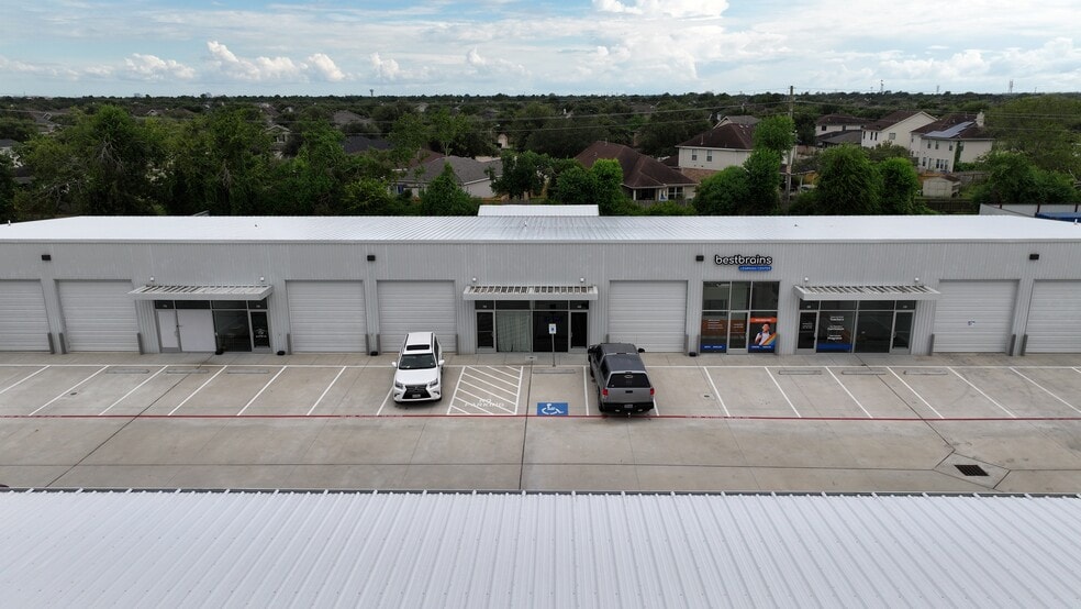 More Photos Of 18021 Longenbaugh Rd, Cypress Warehouse For Lease