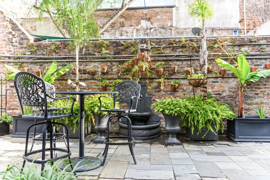 More Photos Of 521 Saint Philip St, New Orleans Storefront Retail Residential For Sale