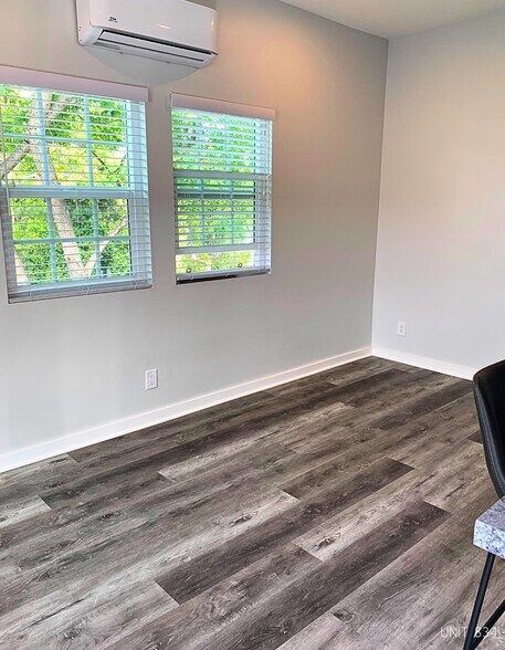 More Photos Of 832 Hilldale Ave, West Hollywood Apartments For Sale