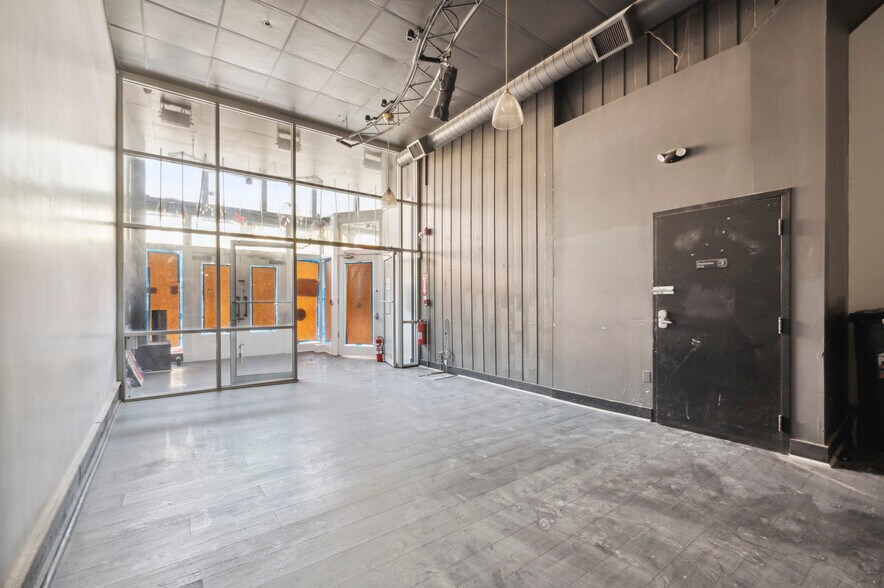 More Photos Of 312 Market St, Philadelphia Restaurant For Sale
