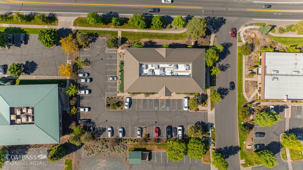 More Photos Of 963 SW Simpson Ave, Bend Office For Lease