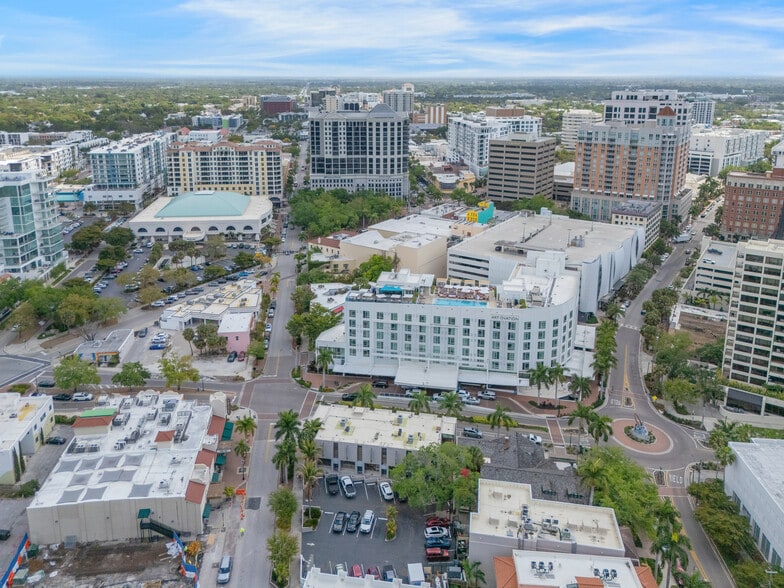 More Photos Of 85 Cocoanut Ave, Sarasota Office For Lease