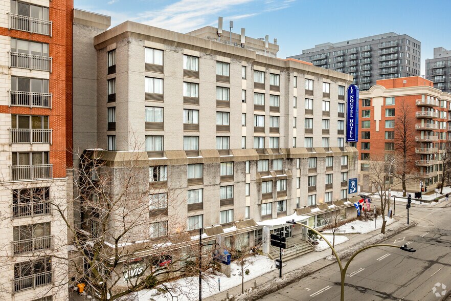 More Photos Of 1740 Boul René-Lévesque O, Montréal Hotel For Lease