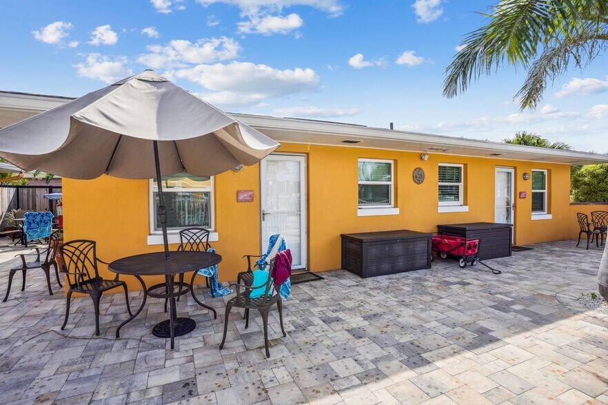 More Photos Of 600 68th Ave, Saint Pete Beach Hotel For Sale