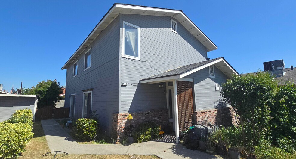 More Photos Of 1590 N Denair Ave, Turlock Apartments For Sale