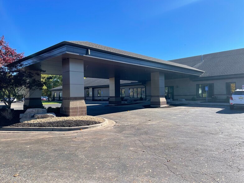 Primary Photo Of 3322 Beltline Ct NE, Grand Rapids Medical For Lease