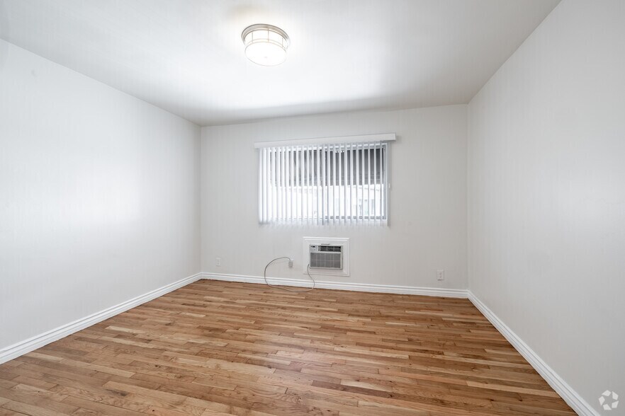 More Photos Of 6635 Wilkinson Ave, North Hollywood Apartments For Sale