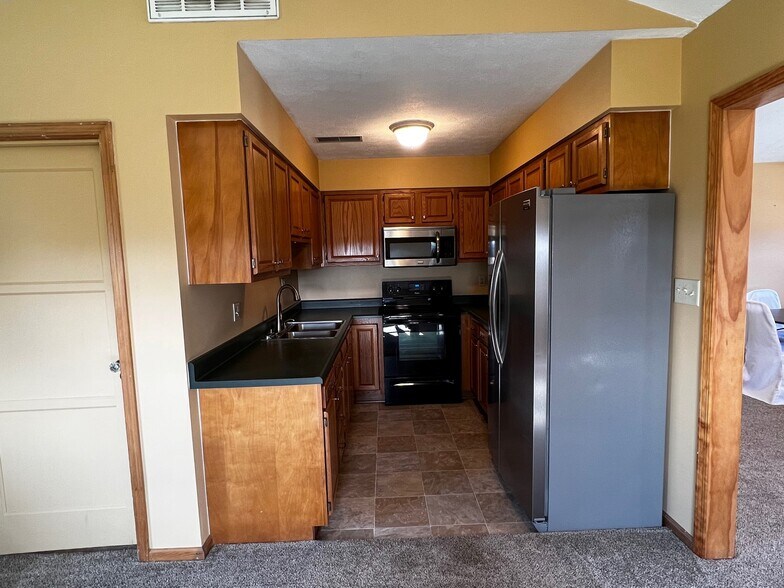 More Photos Of 8721 Old US Highway 52 W, West Lafayette Warehouse For Sale