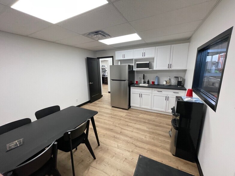 More Photos Of 7896 49 Ave, Red Deer Warehouse For Sale