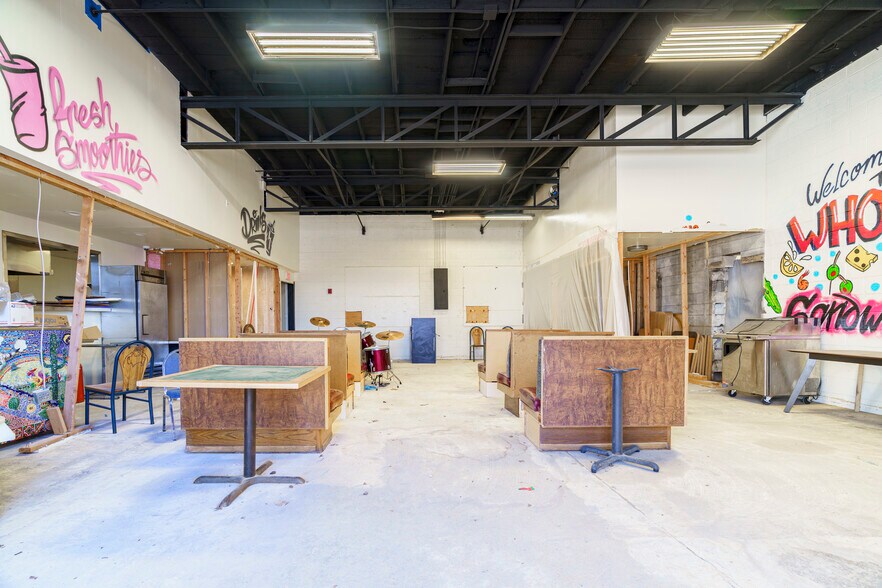 More Photos Of 306 N Choctaw Ave, El Reno Manufacturing For Sale