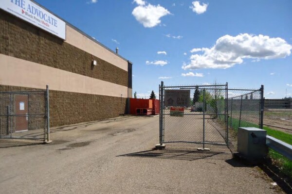 More Photos Of 2950 Bremner Ave, Red Deer Office For Sale