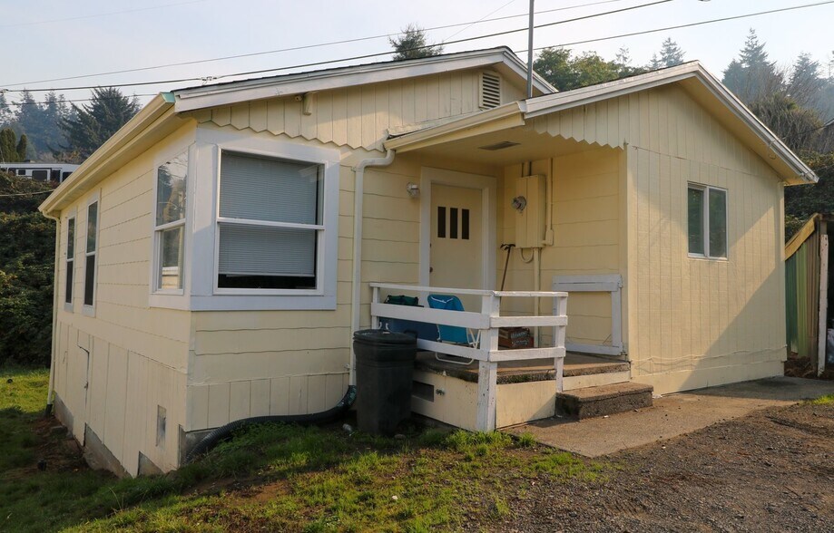 More Photos Of 93531 Coal Bank Ln, Coos Bay Manufactured Housing Mobile Home Park For Sale