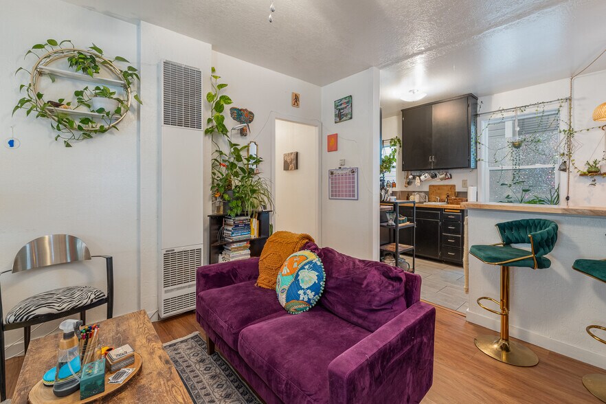 More Photos Of 204 Moran St, Reno Apartments For Sale