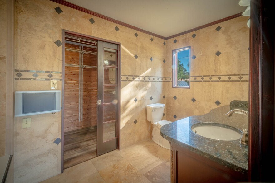 More Photos Of 13 Pine Tree Rd, Angel Fire Warehouse For Sale