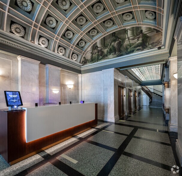 More Photos Of 1133 Broadway, New York Loft Creative Space For Lease