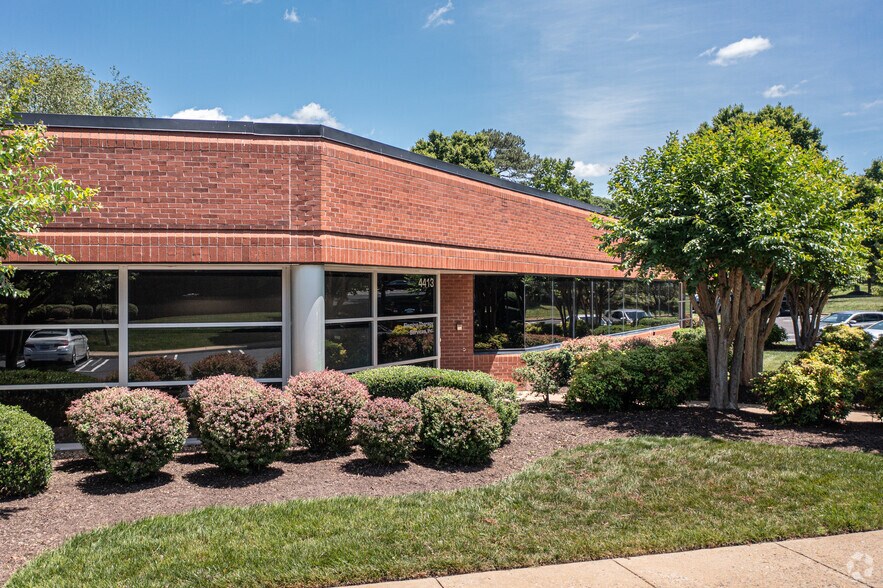 More Photos Of 4315-4451 Cox Rd, Glen Allen Unknown For Lease