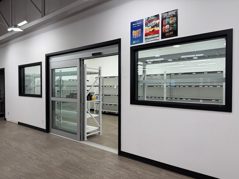More Photos Of 10930 119 St NW, Edmonton General Retail For Lease