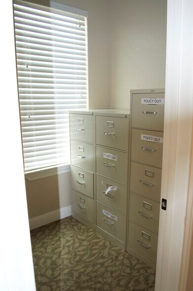 More Photos Of 1150 Bromberg St, Mineola Office For Lease