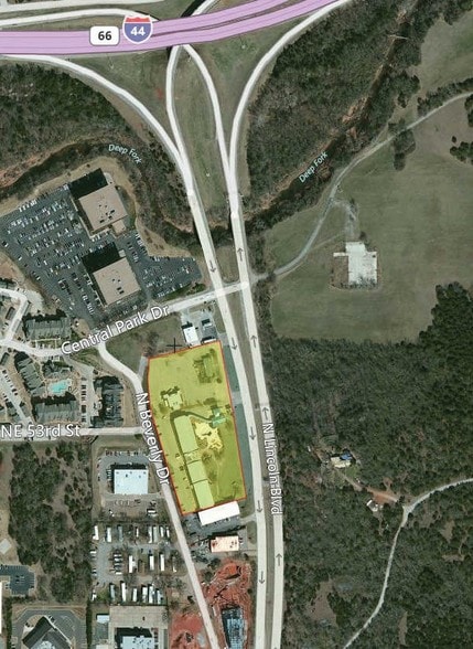 More Photos Of 5405 N Lincoln Blvd, Oklahoma City Hotel For Sale