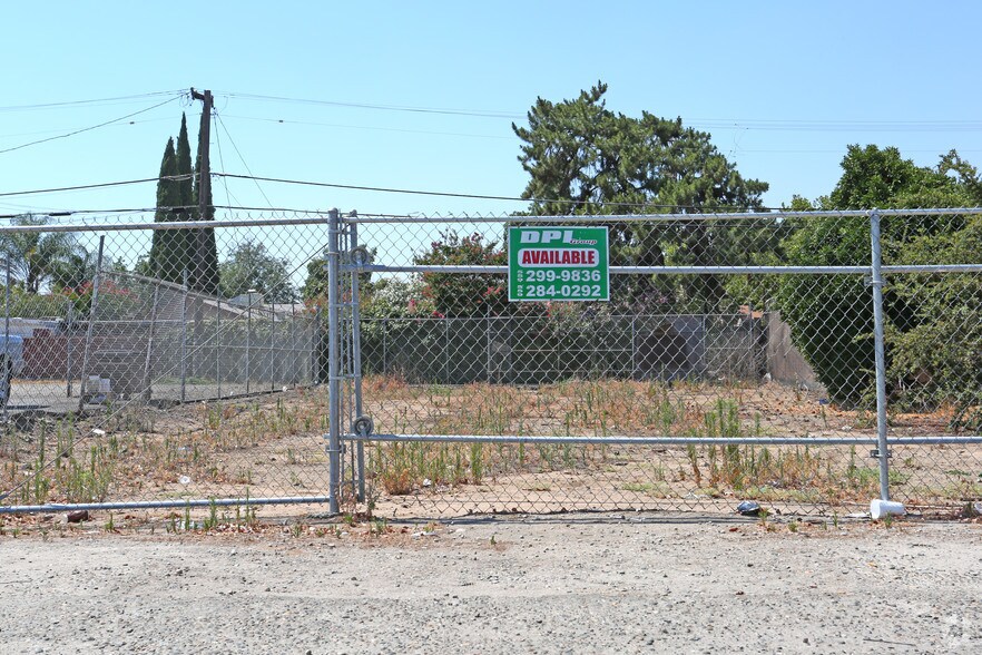 More Photos Of 4736 E Kings Canyon Rd, Fresno Land For Sale