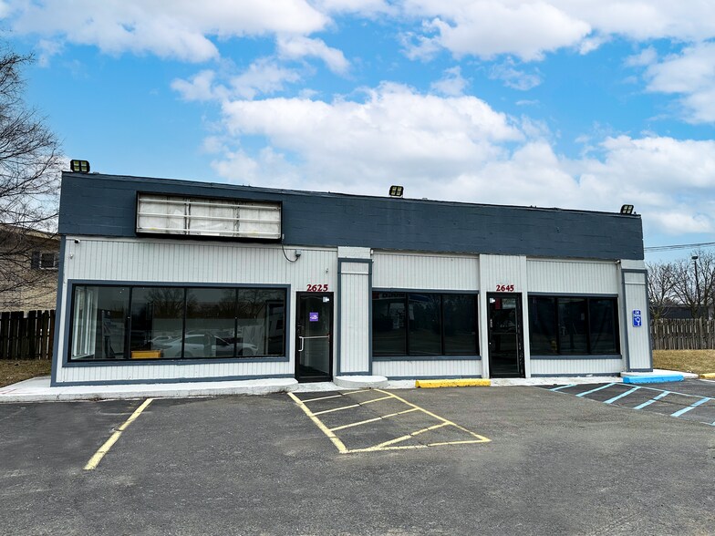 More Photos Of 2625-2645 S Wayne Rd, Westland Freestanding For Sale