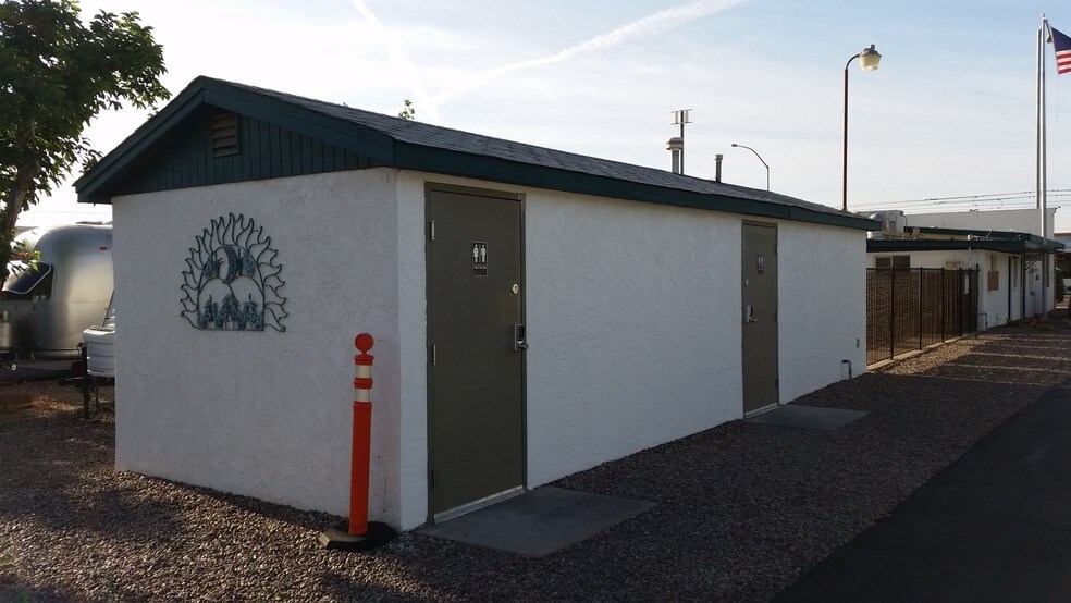 More Photos Of 2052 W Main St, Mesa Trailer Camper Park For Sale