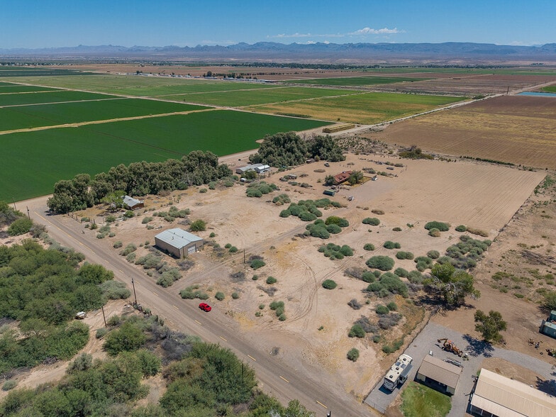 More Photos Of 9512 S Evans Ln, Mohave Valley Warehouse For Sale