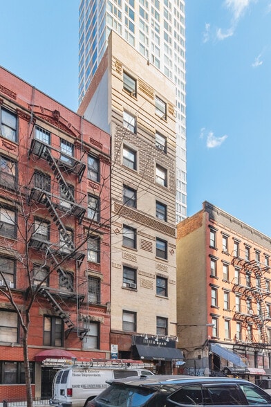 More Photos Of 153 E 26th St, New York Apartments For Sale