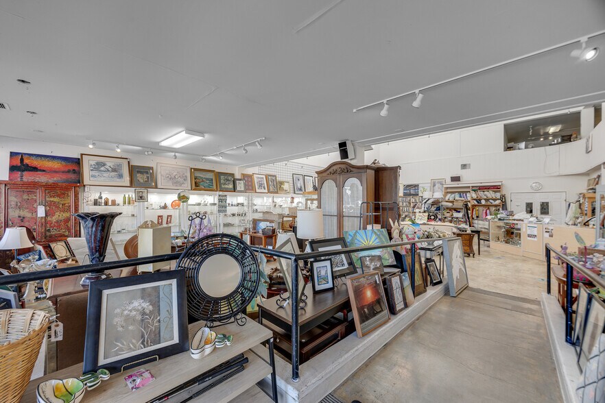 More Photos Of 201 Western Ave, Petaluma Storefront Retail Office For Sale