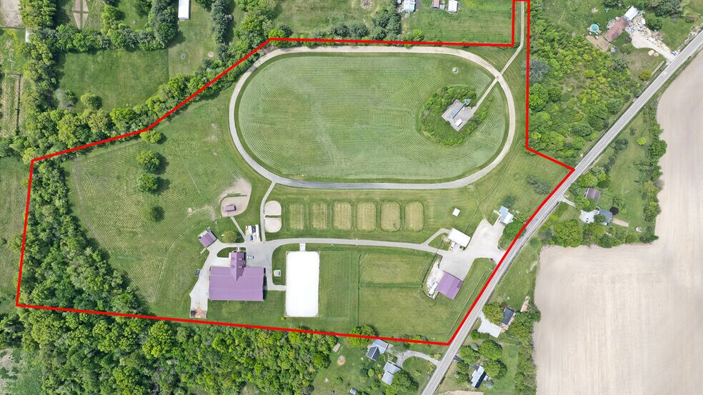 More Photos Of 9317 S Johnstown-Alexandria Rd, Johnstown Horse Stables For Sale