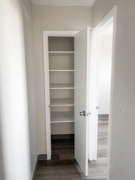 More Photos Of 730 Mather St, Brighton Apartments For Sale
